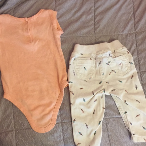 Carters matching set - Picture 2 of 3